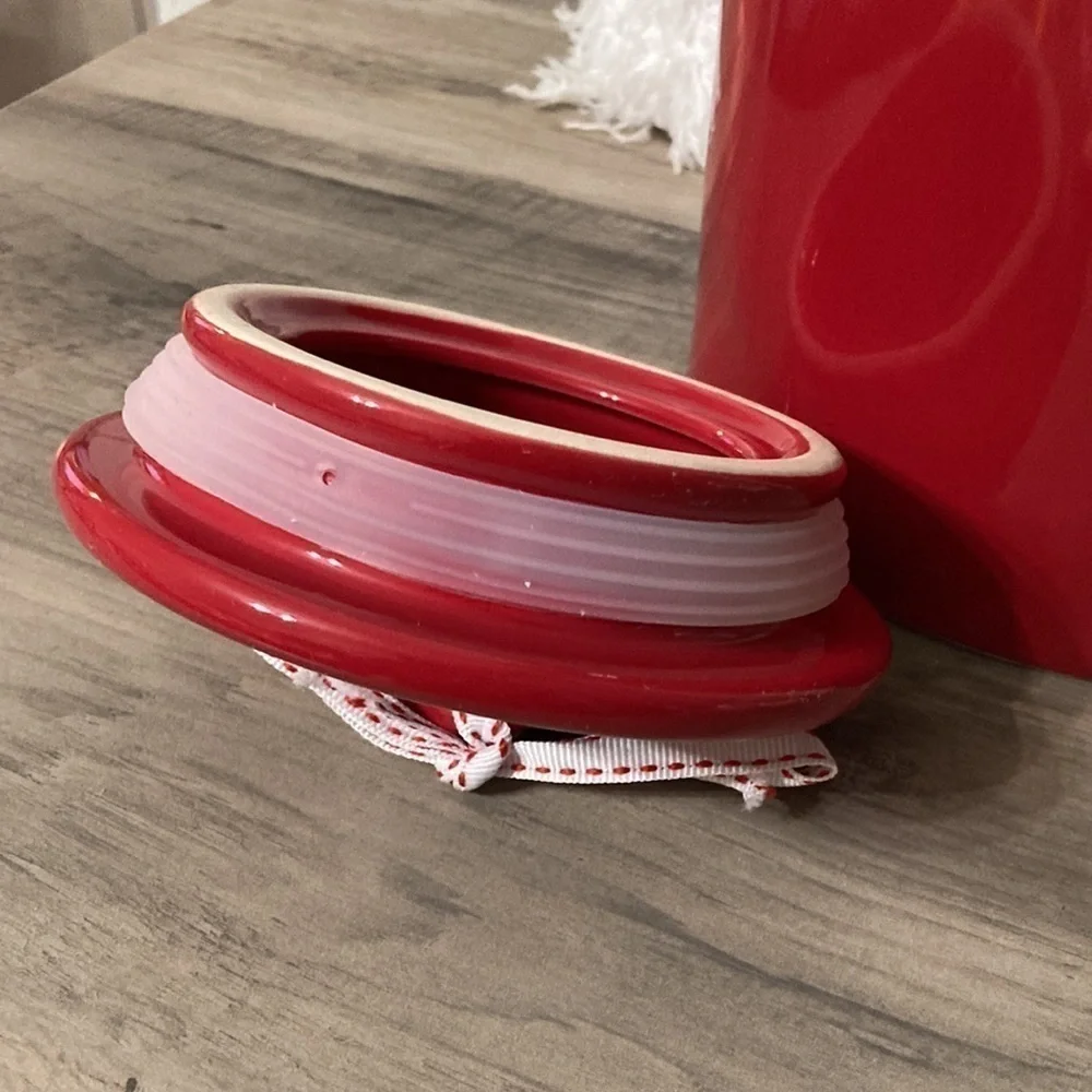 Rae Dunn VALENTINE XOXO RED CHUBBY CERAMIC CANISTER